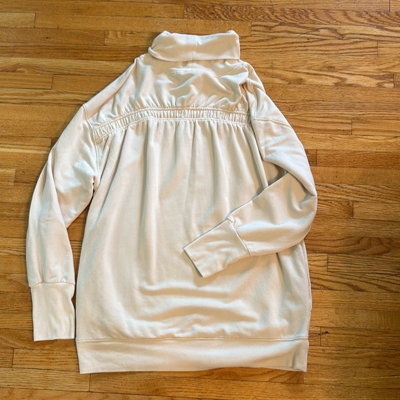 Athleta cowl neck luxe sweatshirt with back detail - Picture 2 of 4